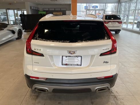 Used 2021 Cadillac XT4 Premium Luxury image 6