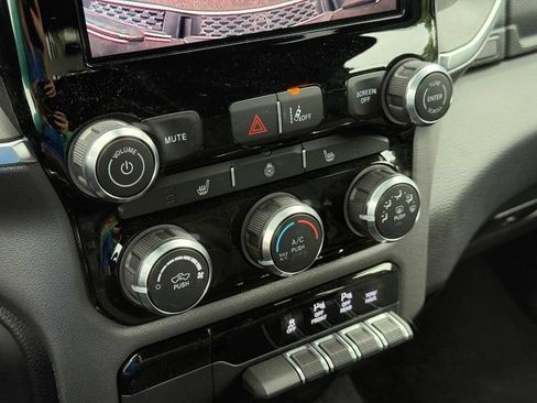 New 2026 RAM 1500 Big Horn AWD/4WD image 18