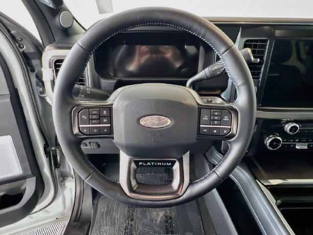Used 2026 Ford F450 Platinum AWD/4WD image 8