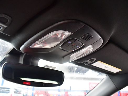 Used 2025 Jeep Compass Limited AWD/4WD image 30