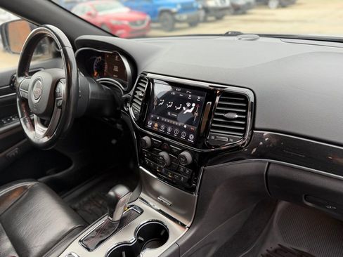 Used 2020 Jeep Grand Cherokee Trailhawk w/ Trailhawk Luxury Group image 18