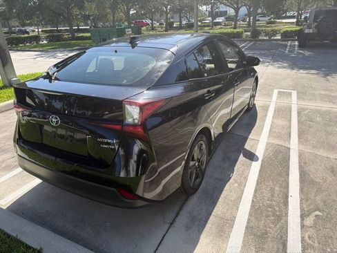 Used 2019 Toyota Prius Limited FWD image 7