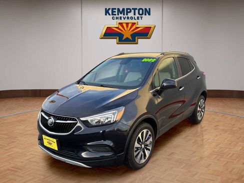 Used 2022 Buick Encore Preferred w/ Safety Package image 2