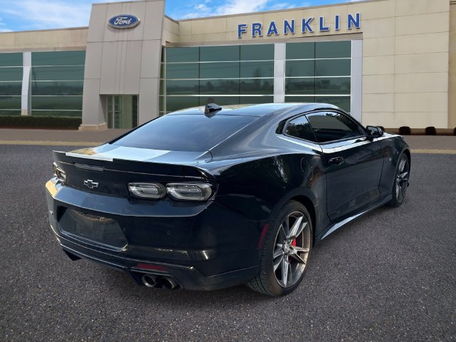 Used 2021 Chevrolet Camaro SS w/ LPO, Ground Effects Package RWD image 7
