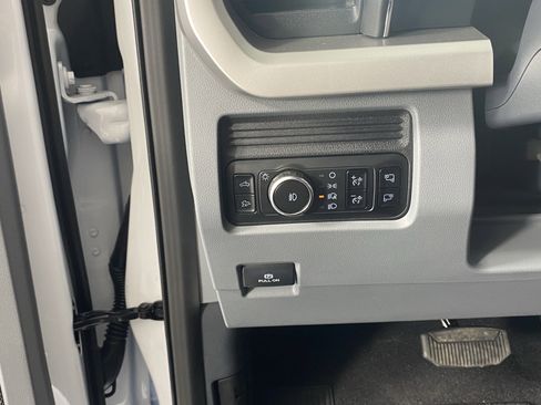 New 2025 Ford F350 XLT w/ Black Appearance Package image 19