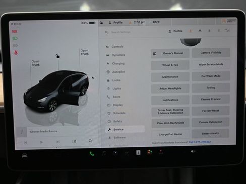 Used 2023 Tesla Model Y Long Range AWD/4WD image 28