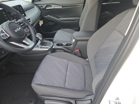New 2026 Kia Seltos LX image 5