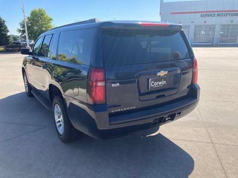 Used 2020 Chevrolet Suburban LT AWD/4WD image 6