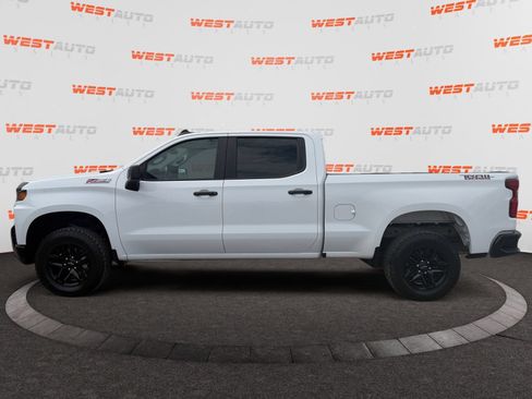 Used 2021 Chevrolet Silverado 1500 Custom Trail Boss AWD/4WD image 2