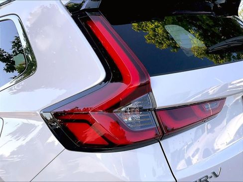 Used 2025 Honda CR-V Sport Touring image 30