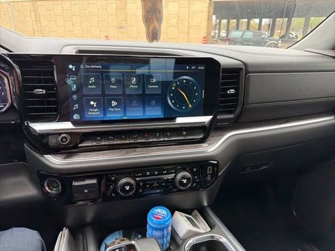 Used 2022 Chevrolet Silverado 1500 LTZ image 8