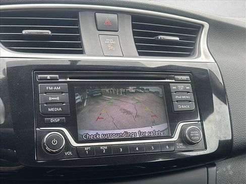 Used 2017 Nissan Sentra SV image 14