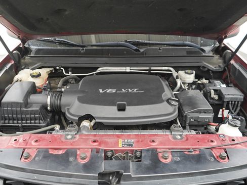 Used 2018 Chevrolet Colorado Z71 AWD/4WD image 28