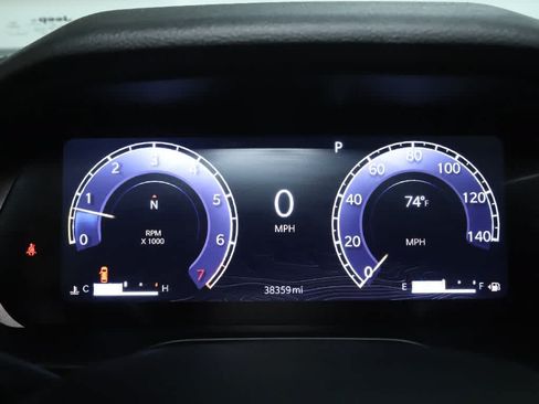 Used 2023 Jeep Grand Cherokee Altitude AWD/4WD image 24