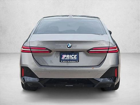 Certified 2026 BMW 530i w/ M Sport Package RWD image 7