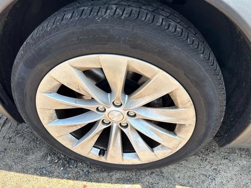 Used 2016 Tesla Model X 75D AWD/4WD image 29