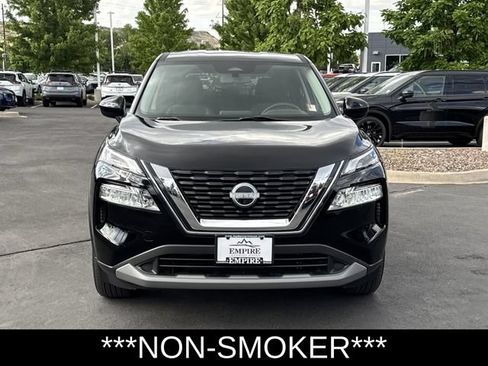 Used 2023 Nissan Rogue SV AWD/4WD image 8