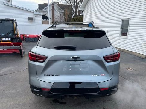 Used 2023 Chevrolet Blazer RS w/ Enhanced Convenience Package image 4