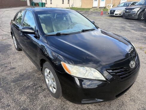 Used 2007 Toyota Camry LE FWD image 2
