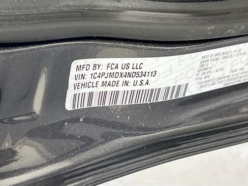 Used 2022 Jeep Cherokee Limited image 31