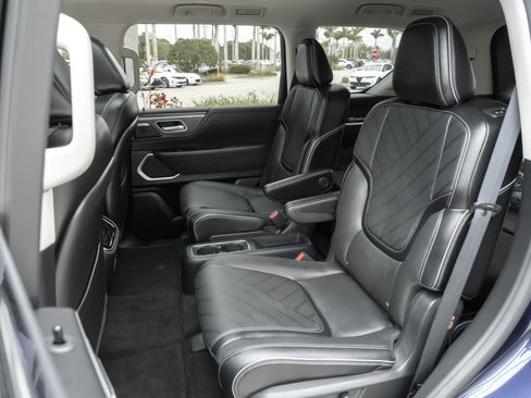 Certified 2026 INFINITI QX80 Luxe w/ Cargo Package image 33