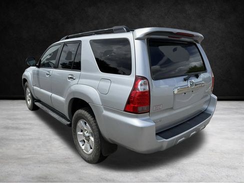 Used 2007 Toyota 4Runner SR5 image 9