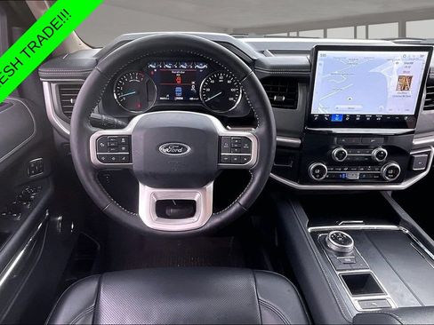Used 2024 Ford Expedition XLT RWD image 8