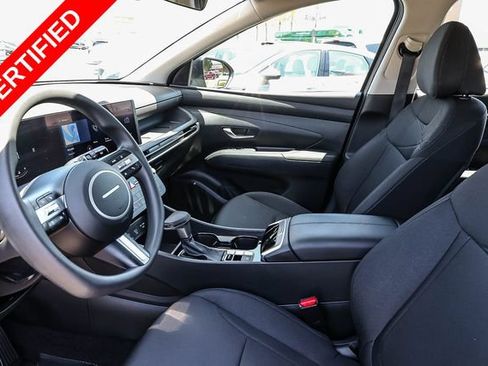 Certified 2025 Hyundai Tucson SE FWD image 20