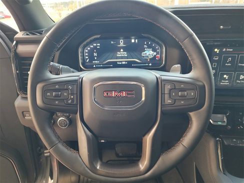 Used 2023 GMC Sierra 1500 AT4 image 19