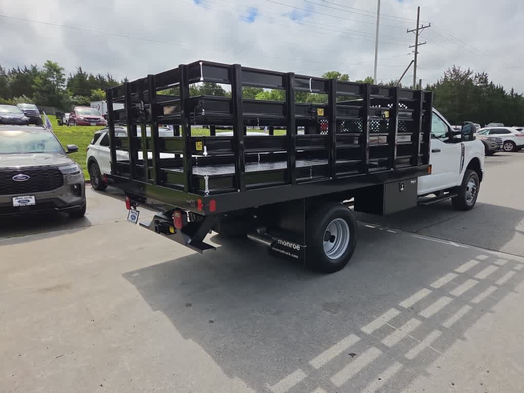 New 2025 Ford F350 XL w/ XL Chrome Package AWD/4WD image 7