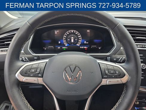 Used 2023 Volkswagen Tiguan SE FWD image 30