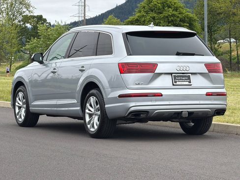 Used 2019 Audi Q7 3.0T Premium AWD/4WD image 5