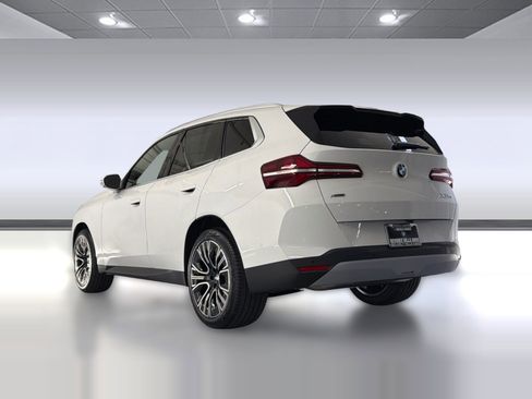 New 2026 BMW X3 xDrive30 w/ Premium Package image 3