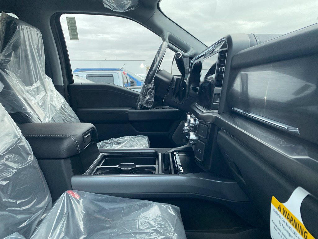 New 2027 Ford F350 Lariat w/ Black Appearance Package AWD/4WD image 8