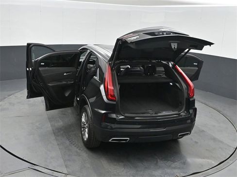 Used 2024 Cadillac XT4 Premium Luxury image 52