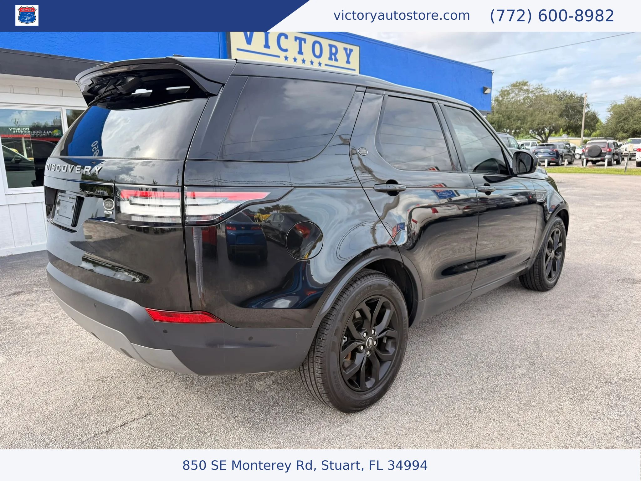 Used 2019 Land Rover Discovery SE AWD/4WD image 15