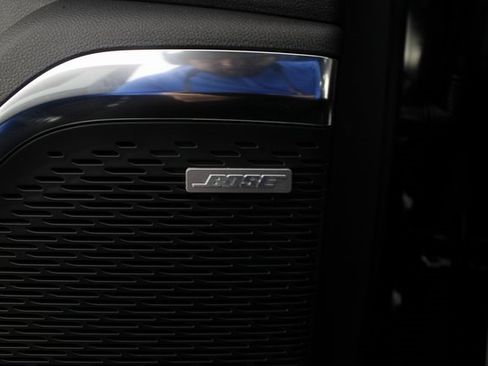 New 2026 Chevrolet Traverse RS image 18