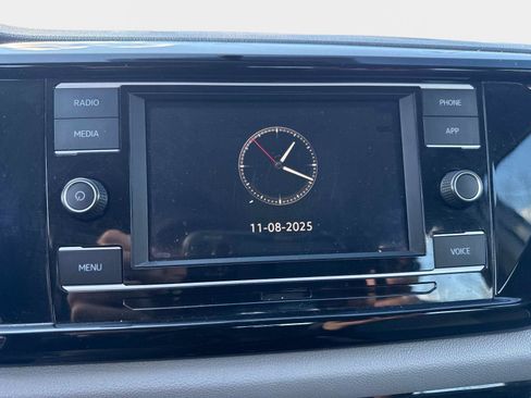 Certified 2022 Volkswagen Taos S image 24