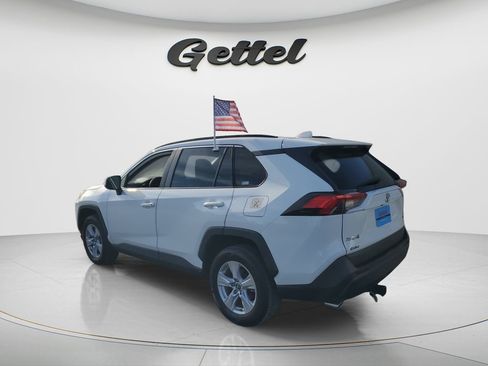 Used 2019 Toyota RAV4 XLE w/ Convenience Package FWD image 7