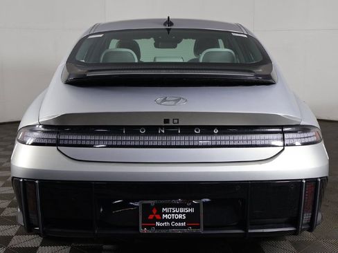 Used 2024 Hyundai Ioniq 6 SEL image 12