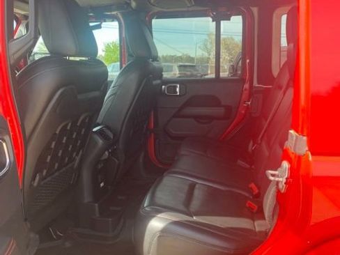 Used 2018 Jeep Wrangler Unlimited Rubicon image 9