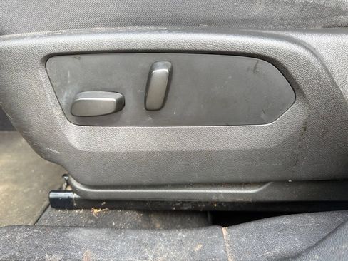 Used 2022 Buick Envision Essence w/ Sport Touring Package FWD image 10