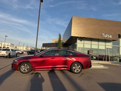 Used 2023 Kia K5 LXS image 6