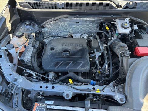 Used 2025 Buick Encore GX Preferred image 31