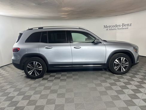 Certified 2025 Mercedes-Benz GLB 250 image 8