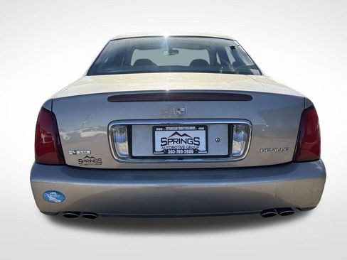 Used 2004 Cadillac De Ville image 4