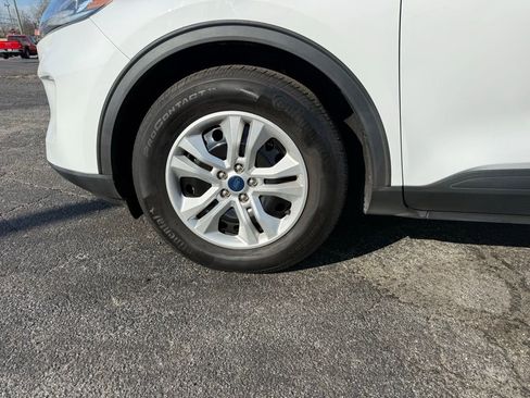 Used 2021 Ford Escape S image 19