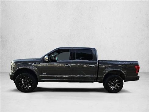 Used 2017 Ford F150 Platinum w/ Equipment Group 701A Luxury image 8