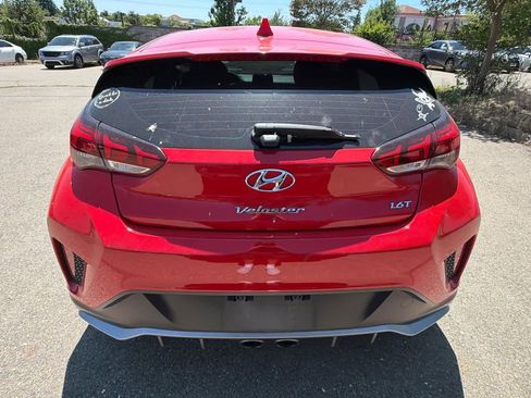 Used 2019 Hyundai Veloster Turbo FWD image 5
