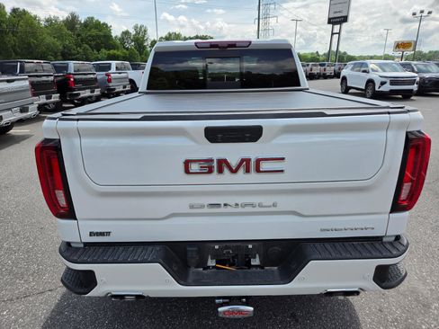 Used 2021 GMC Sierra 1500 Denali w/ Denali Ultimate Package AWD/4WD image 8